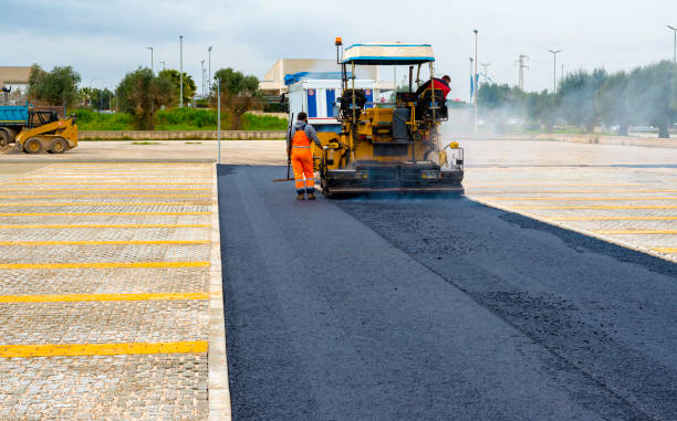 Best Decorative Driveway Paving in Lamont, CA